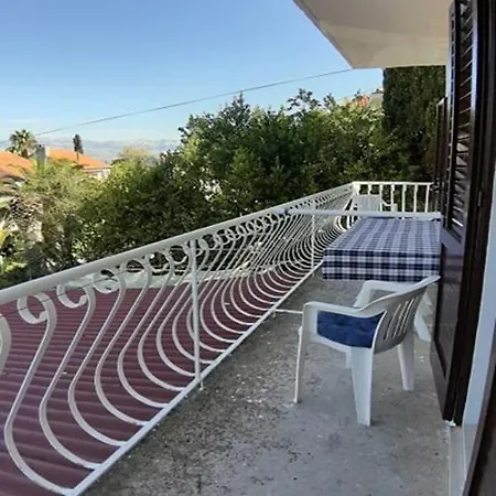 Apartments Mar *