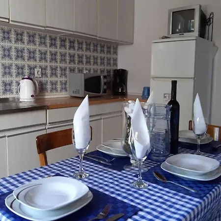 Apartments Mar * Сутиван